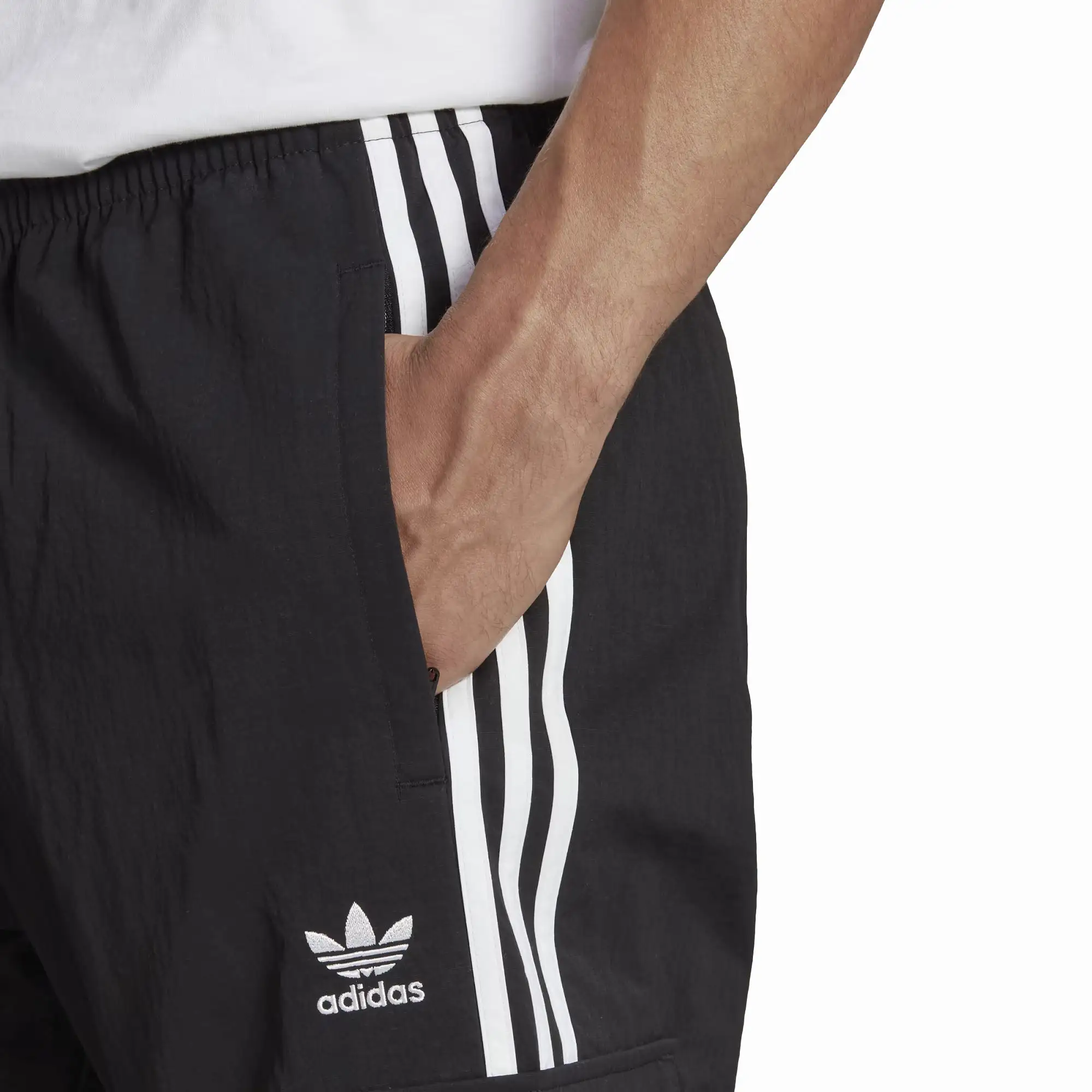 ADICOLOR CLASSICS 3-STRIPES CARGO PANTS 'BLACK'