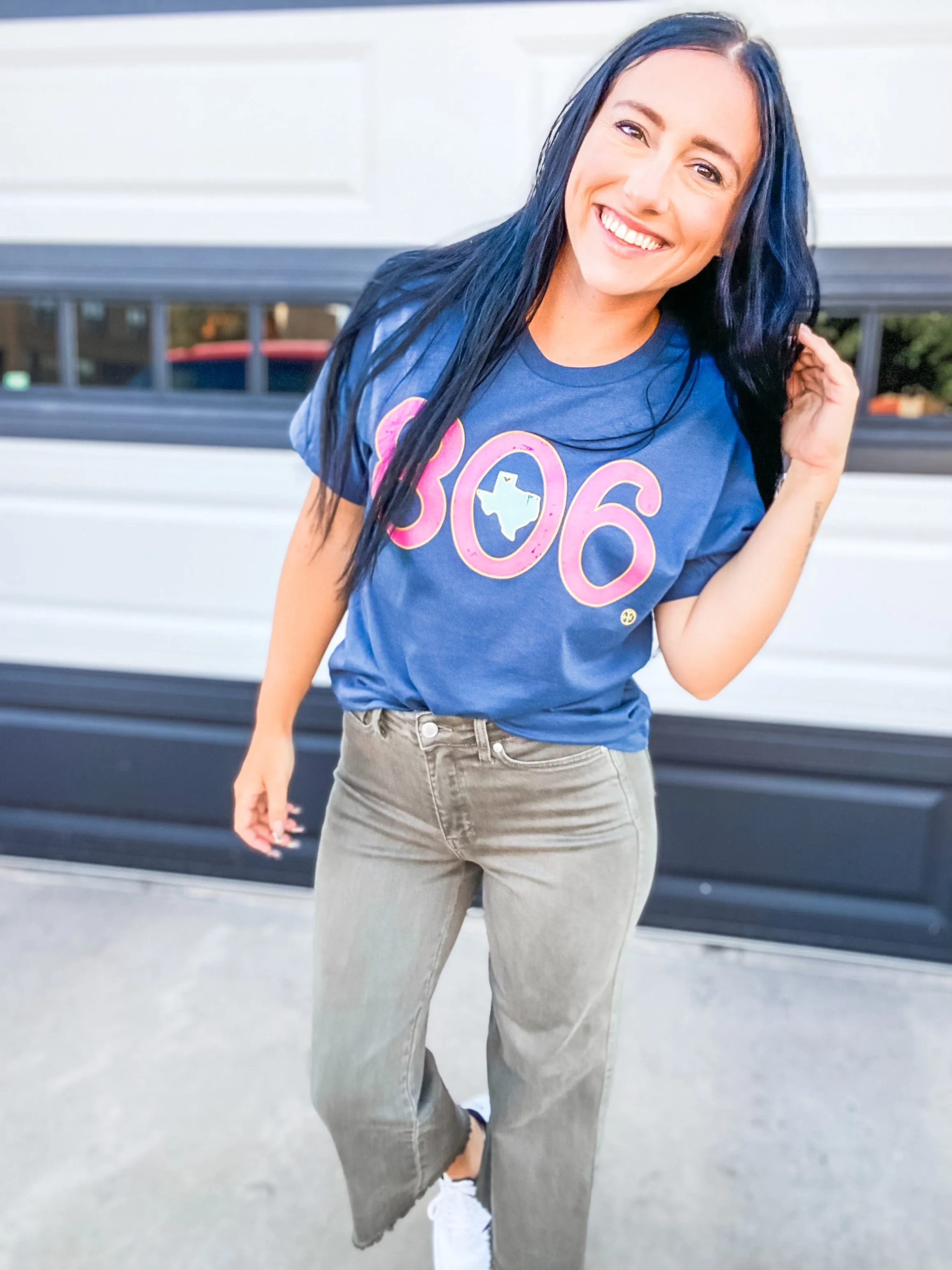 Bright and Navy 806 Tee