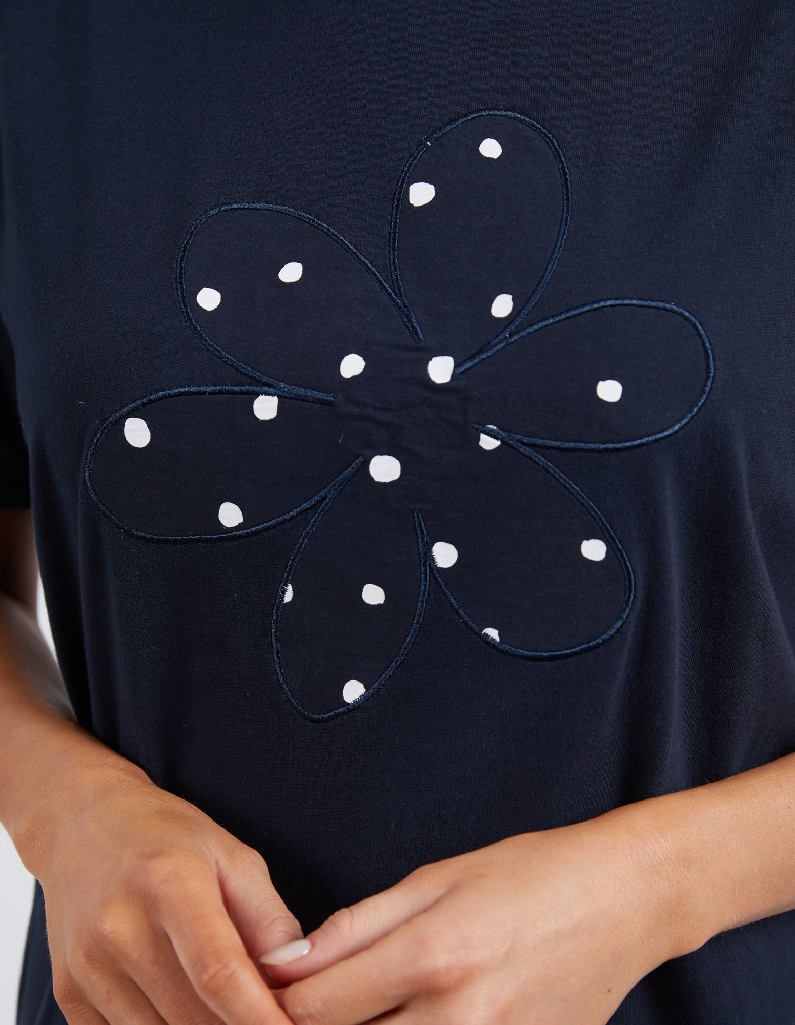 Elm Daisy Spot Tee - Navy