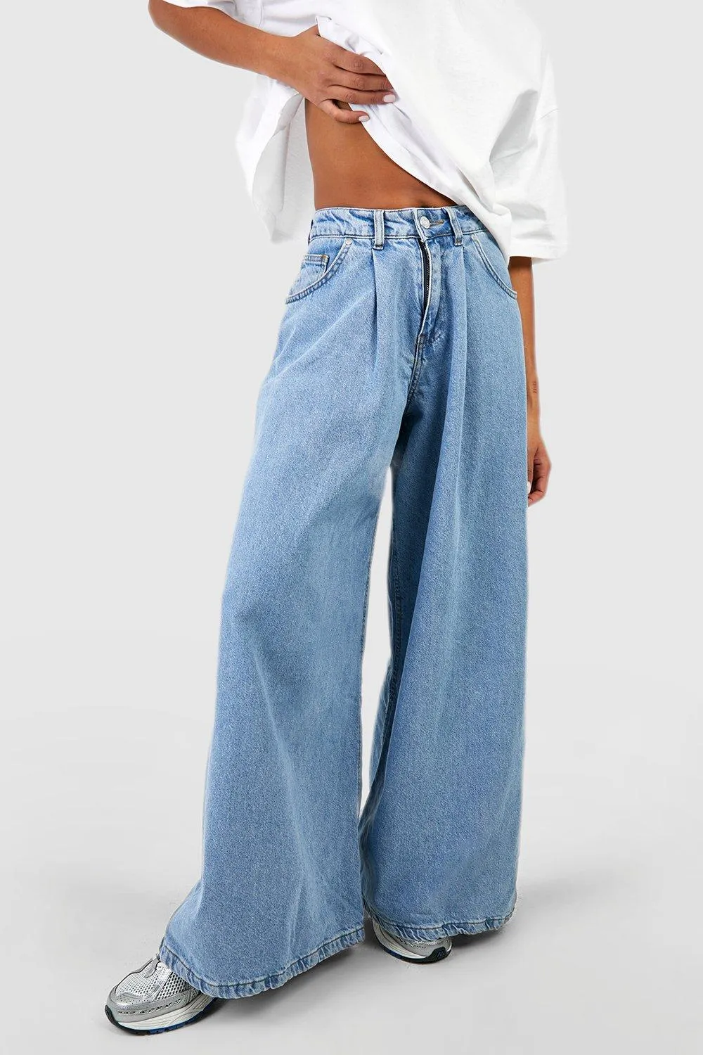 Extreme Wide Leg Jeans