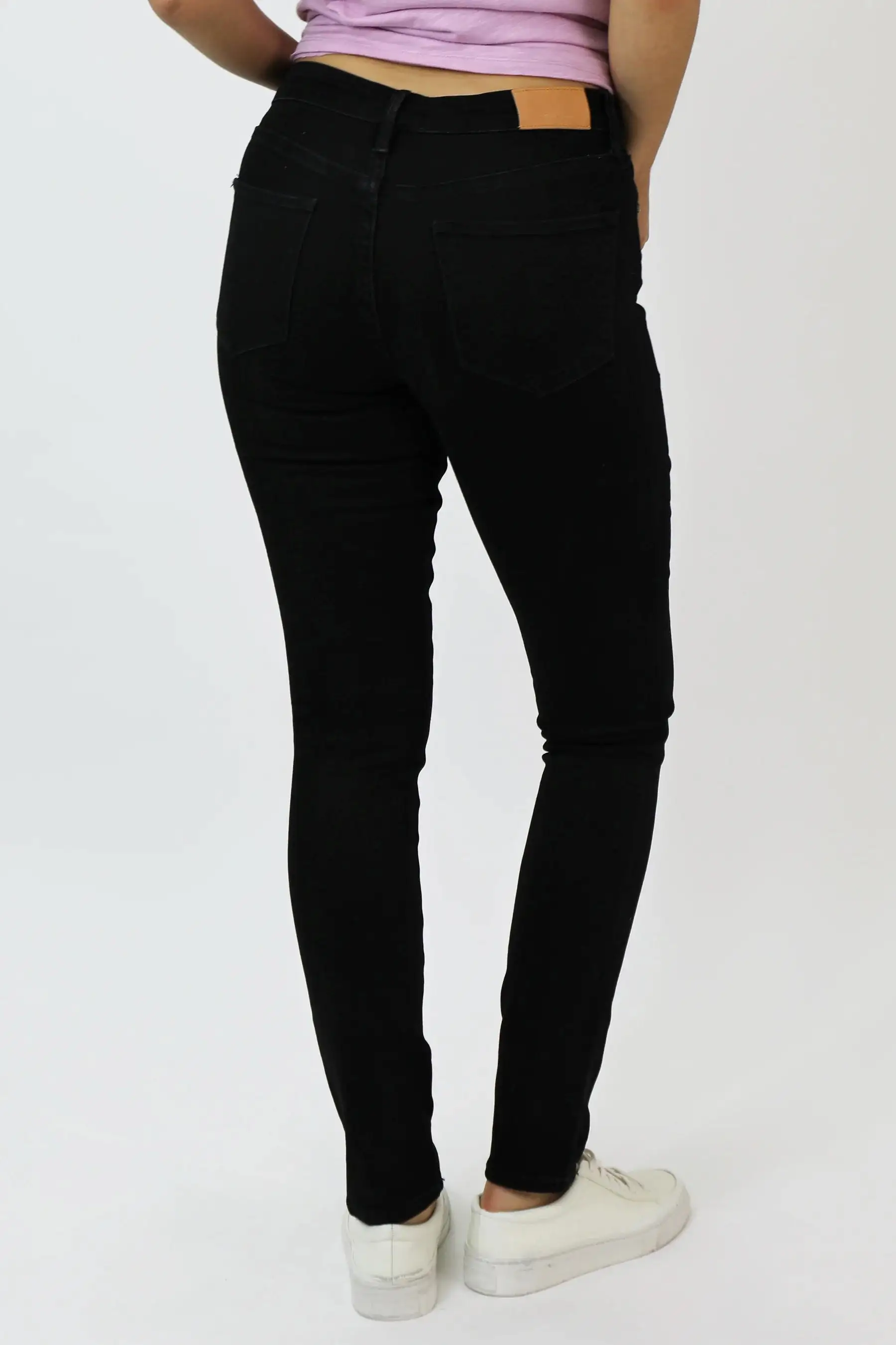 Gisele High Rise Skinny Jeans Black Arrow