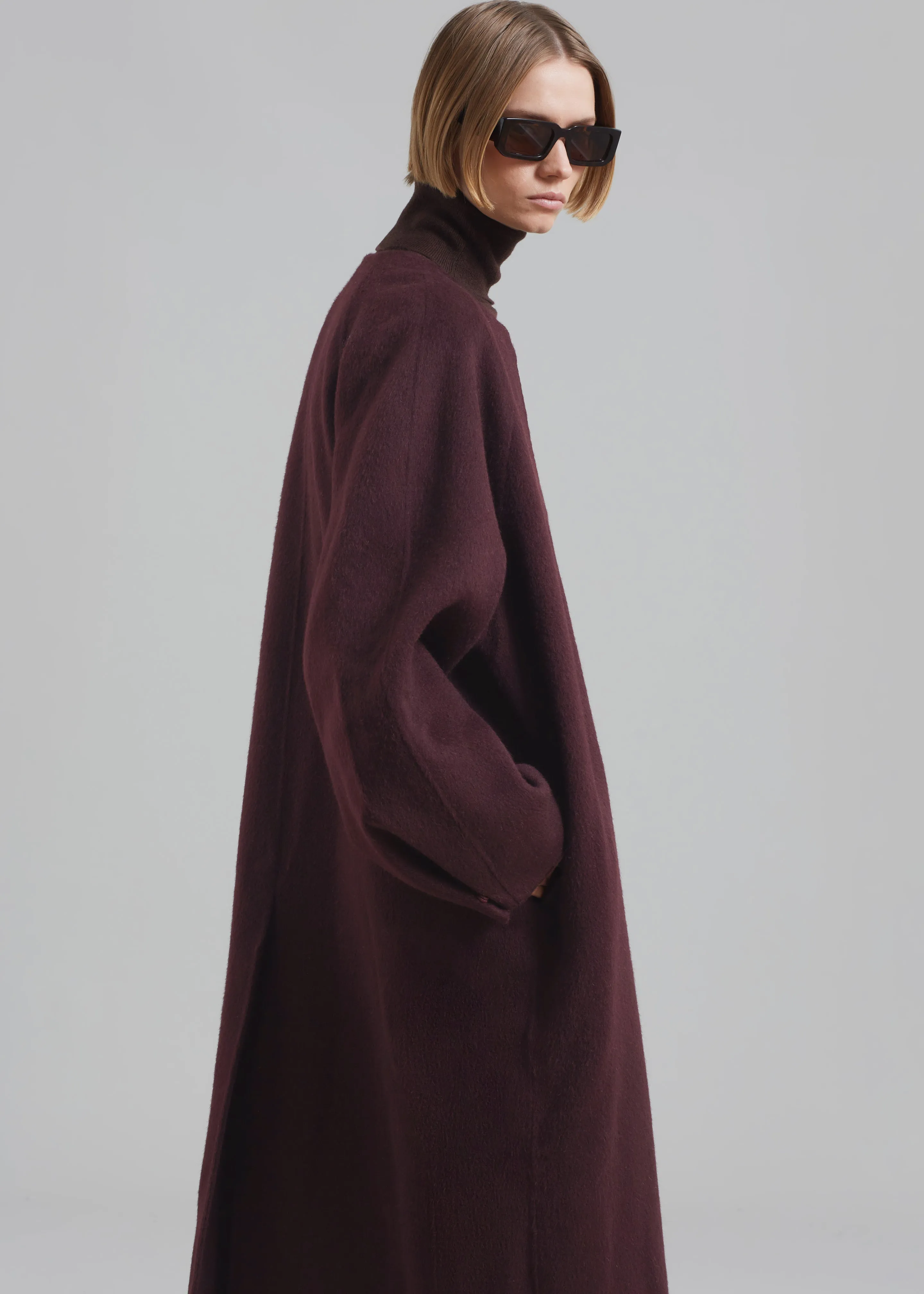 Leon Wool Coat - Burgundy