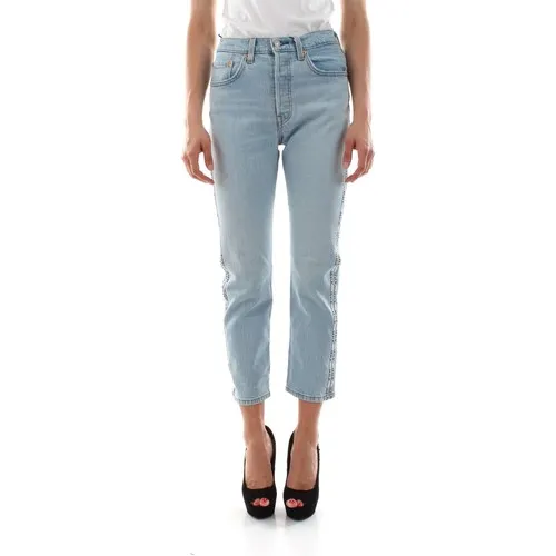 Levi’s 501 crop denim light blue