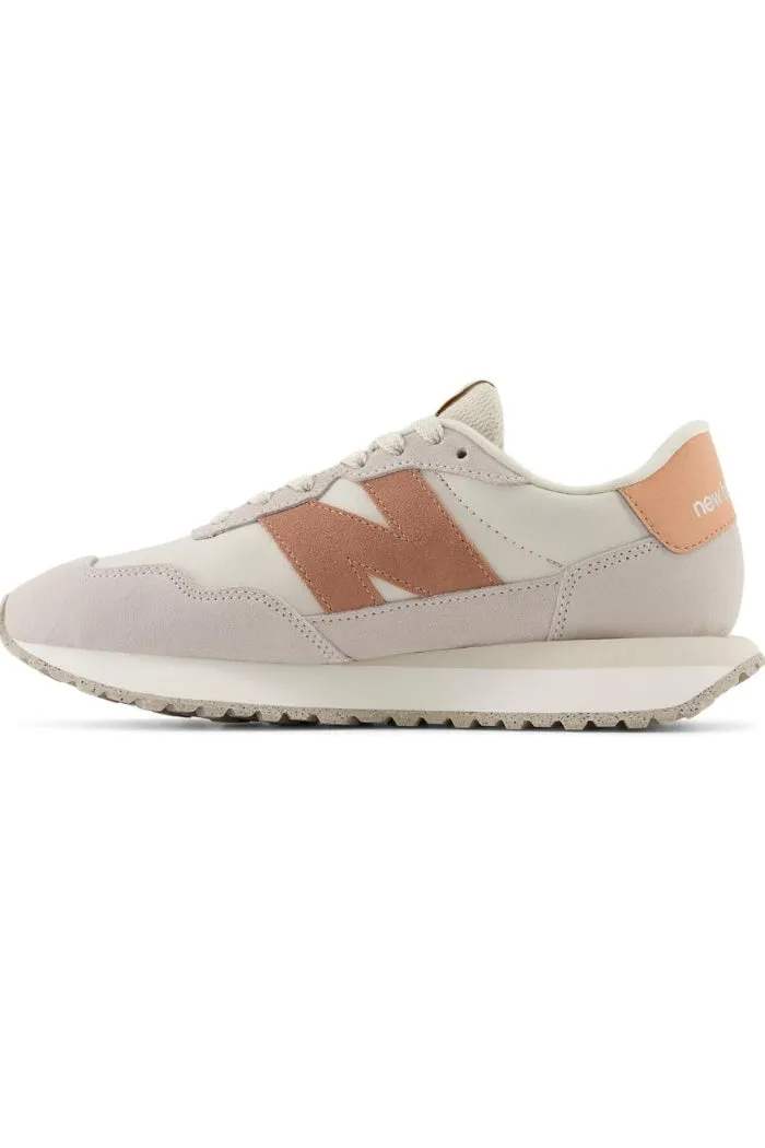 New Balance Women's 237