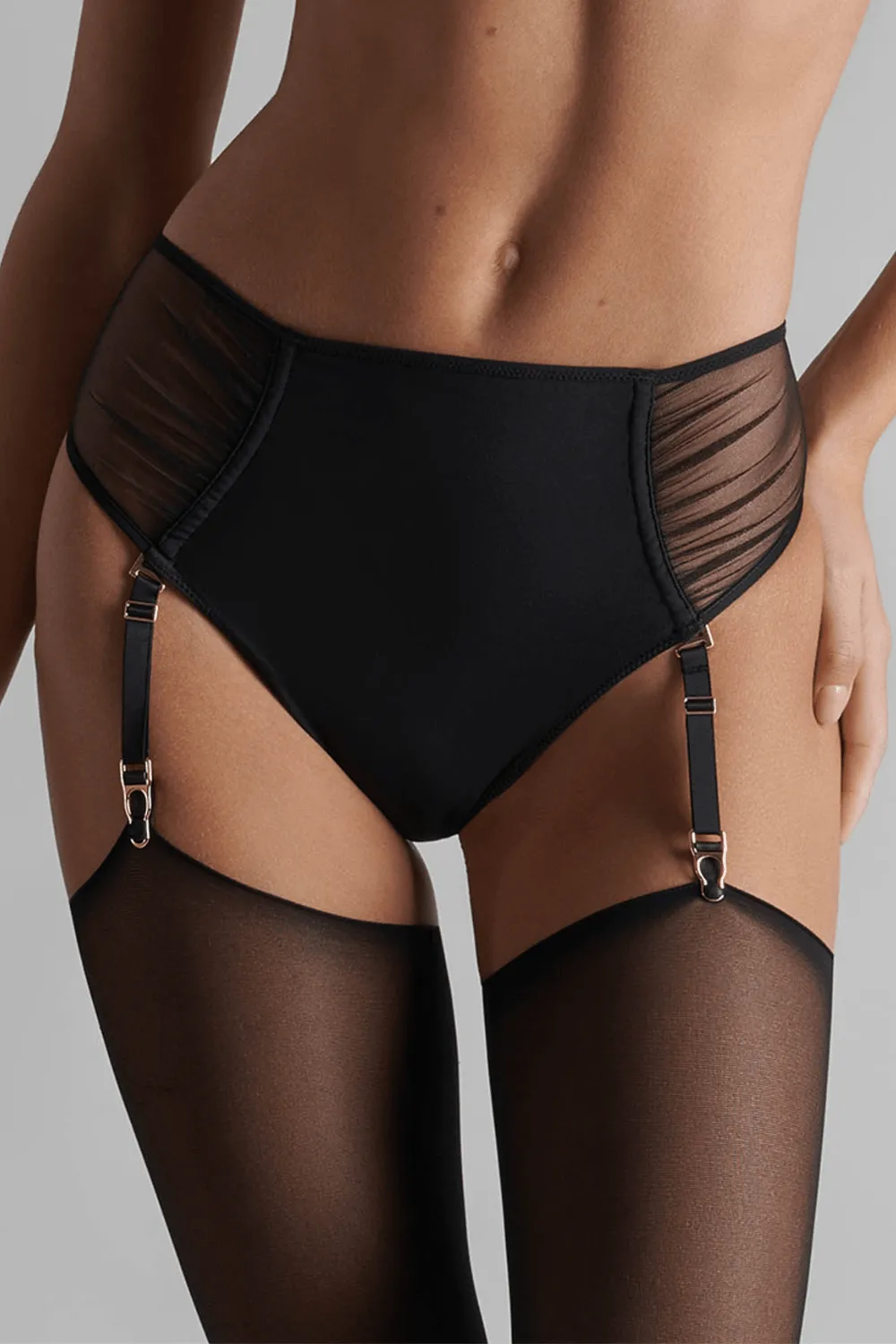 Nuit Fauve Openable High Waist Suspender Tanga