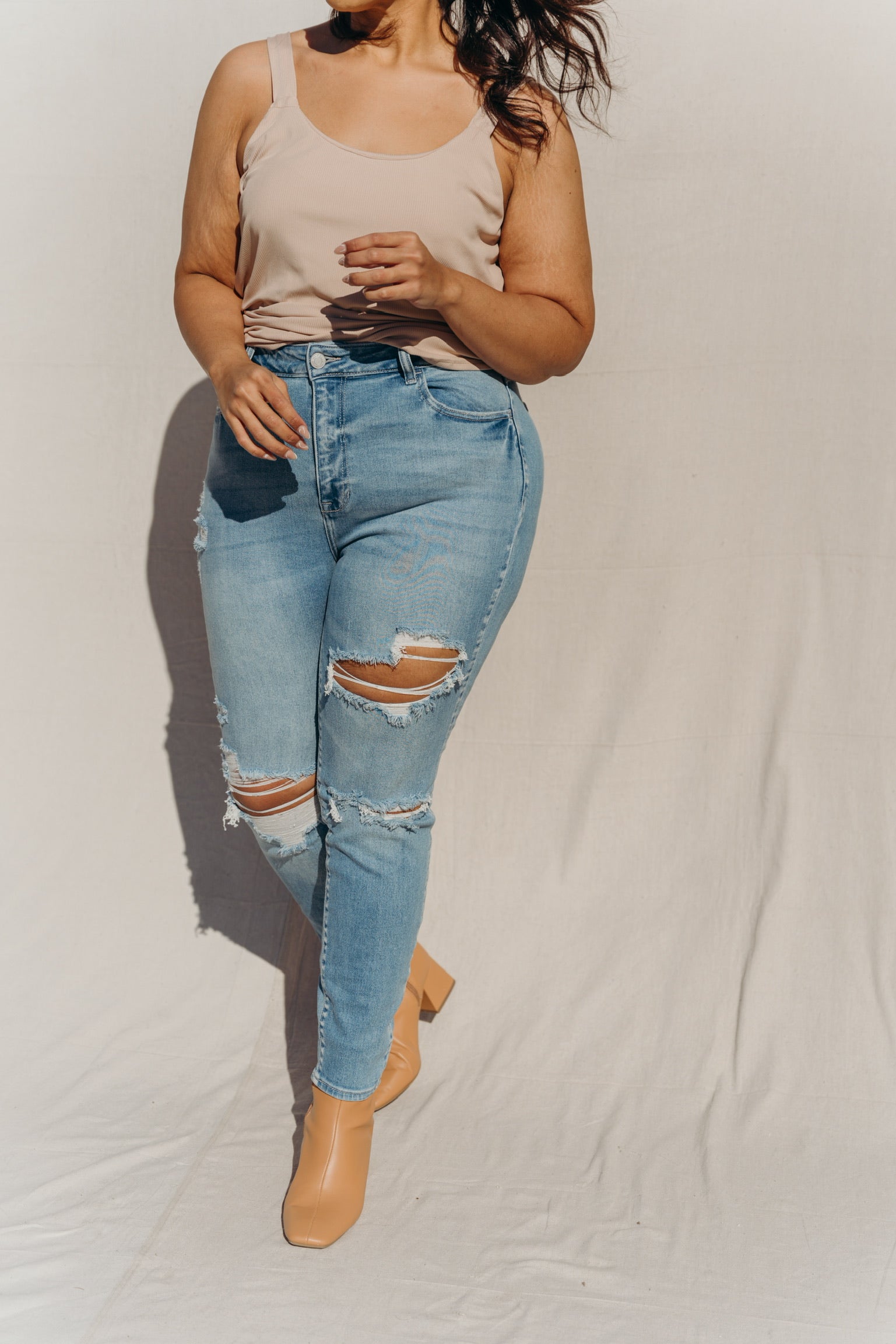 SIZE 22 PLUS SIZE Fallon Distressed Skinny Jeans