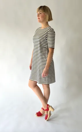 The Tee Dress - Cream/Navy