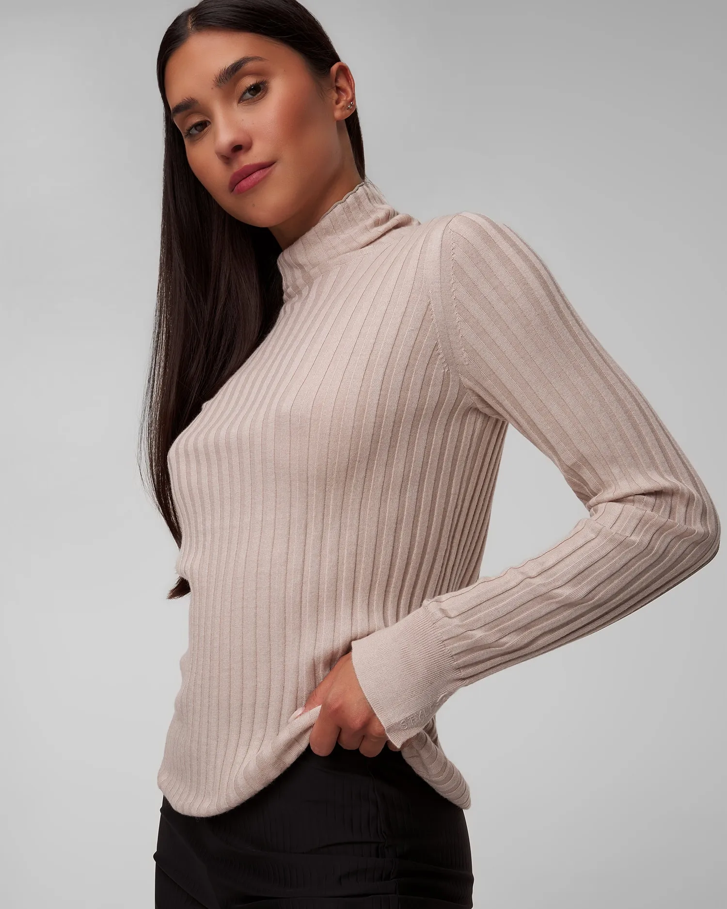 Women’s beige sweater with viscose Sportalm 1854508776-string